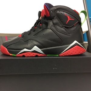 JORDAN 7 RETRO "MARVIN THE MARTIAN"